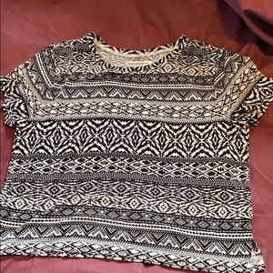 Short sleeve crop top